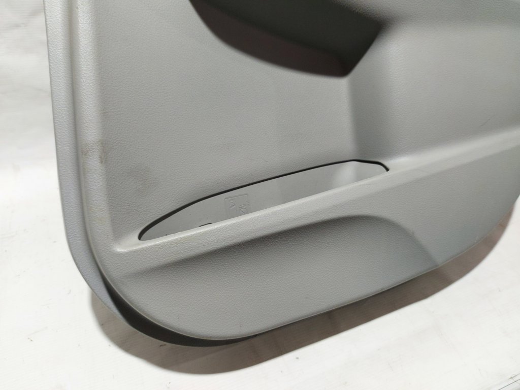 Camry Карта двери задней правой Toyota Camry 2015 6763006F61B3 Toyota Camry 2