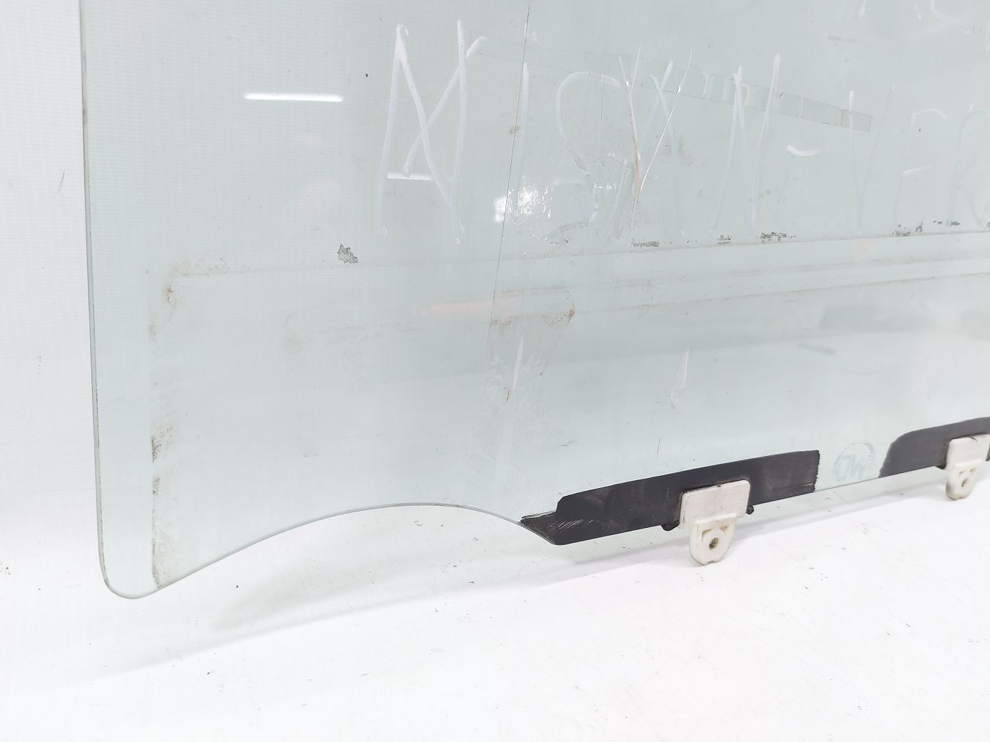 Versa note Стекло двери задней левой Nissan Versa Note 2014-2019 823013WC0A Nissan Versa Note 4 Versa note Стекло двери задней левой Nissan Versa Note 2014-2019 823013WC0A Nissan Versa Note 4