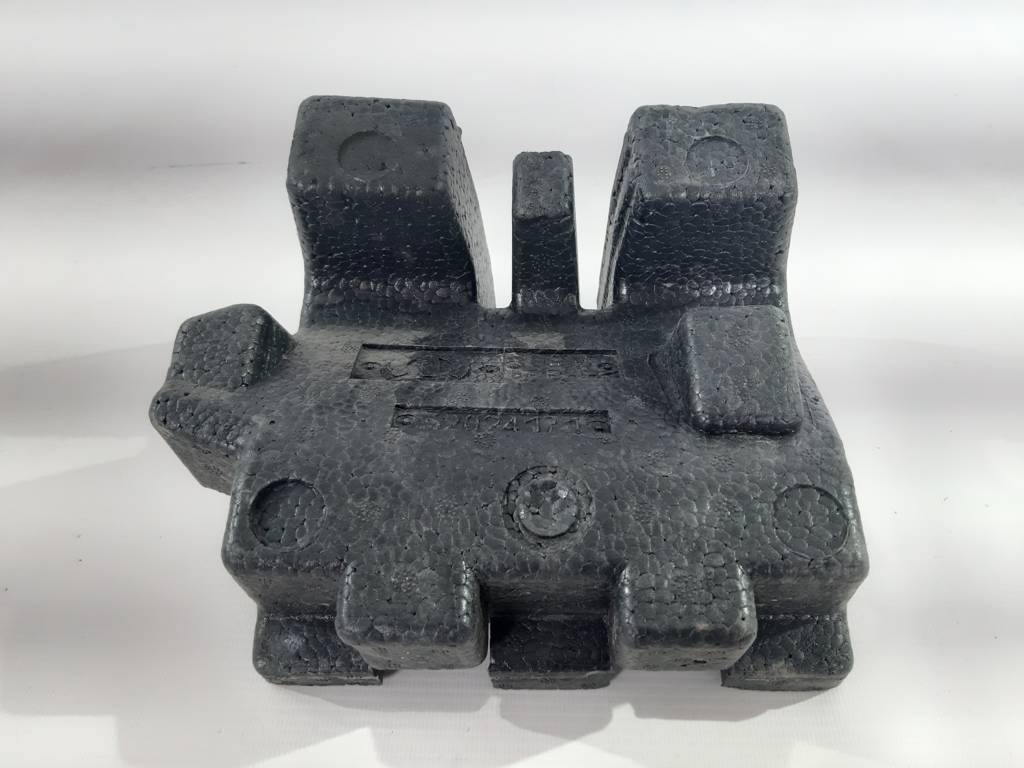 500 x. Абсорбер бампера заднього правий Fiat 500X 2012-2020 68298882AA Fiat 500X