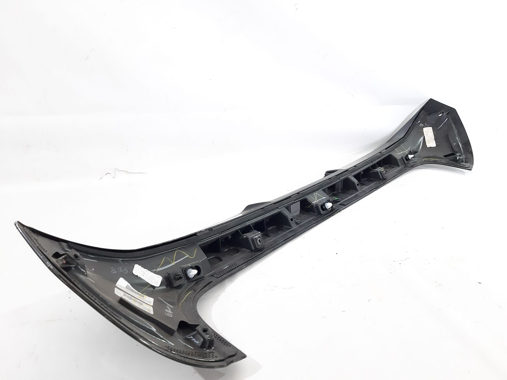 Fiesta Спойлер кришки багажника Ford Fiesta 2014-2019 C1BZ5844210AA Ford Fiesta 7