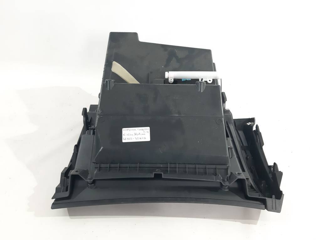 Altima Бардачок Charcoal Nissan Altima 2011-2018 681023TA0A Nissan Altima 3