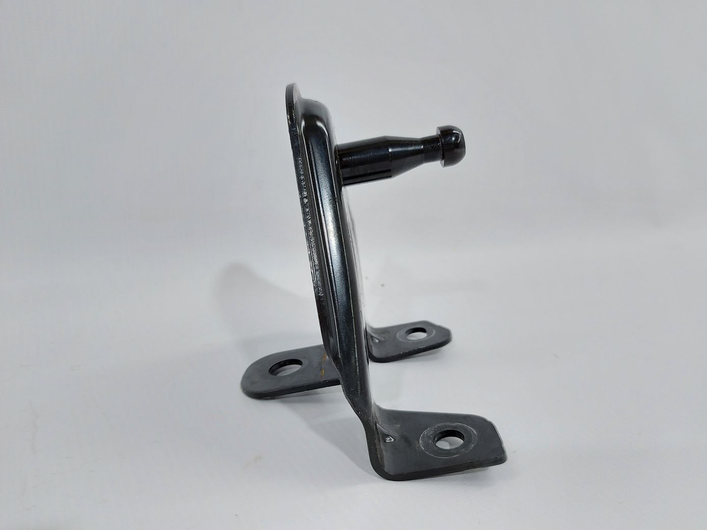 Volt Петля заднього ряду сидінь права Chevrolet Volt 2011-2015 13315779 Chevrolet Volt 2