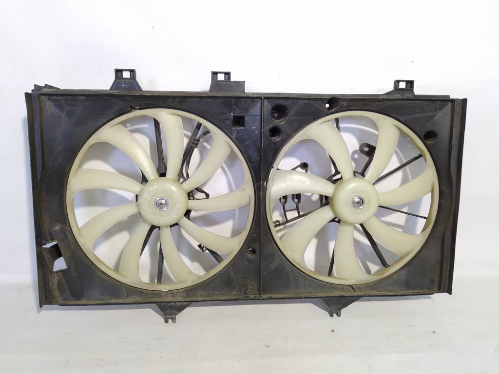 Camry Вентилятор радіатора у зборі Toyota Camry 2012-2017 167110V100 Toyota Camry 7