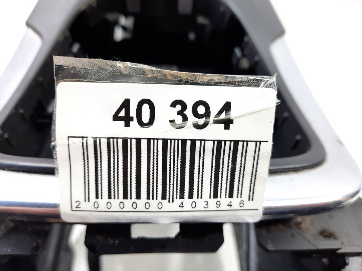 Regal Консоль центральна Buick Regal 2012-2017 22742366 Buick Regal 11