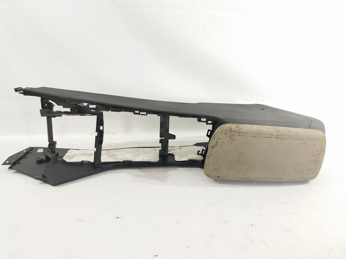 Optima Консоль центральна Kia Optima 2016-2020 84610D5000WK Kia Optima 5 Optima Консоль центральна Kia Optima 2016-2020 84610D5000WK Kia Optima 5