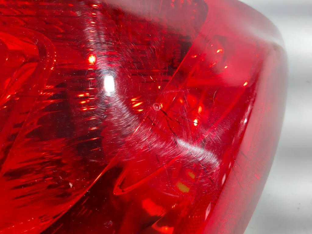 Regal Ліхтар задній правий (дефект) Buick Regal 2011-2013 22934022 Buick Regal 2