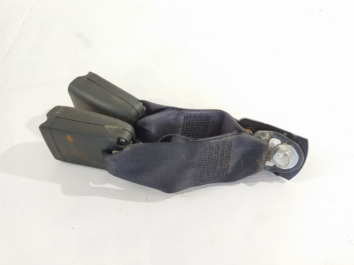 Altima Пряжка задніх ременів безпеки Nissan Altima 2013-2018 888423TA8B Nissan Altima 3