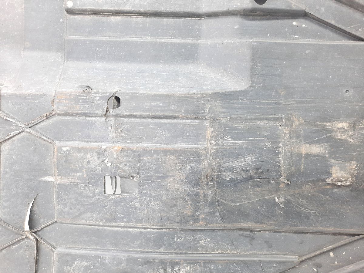 Insight Защита днища центральная левая Honda Insight 2010-2011 74642TM8A01 Honda Insight 9