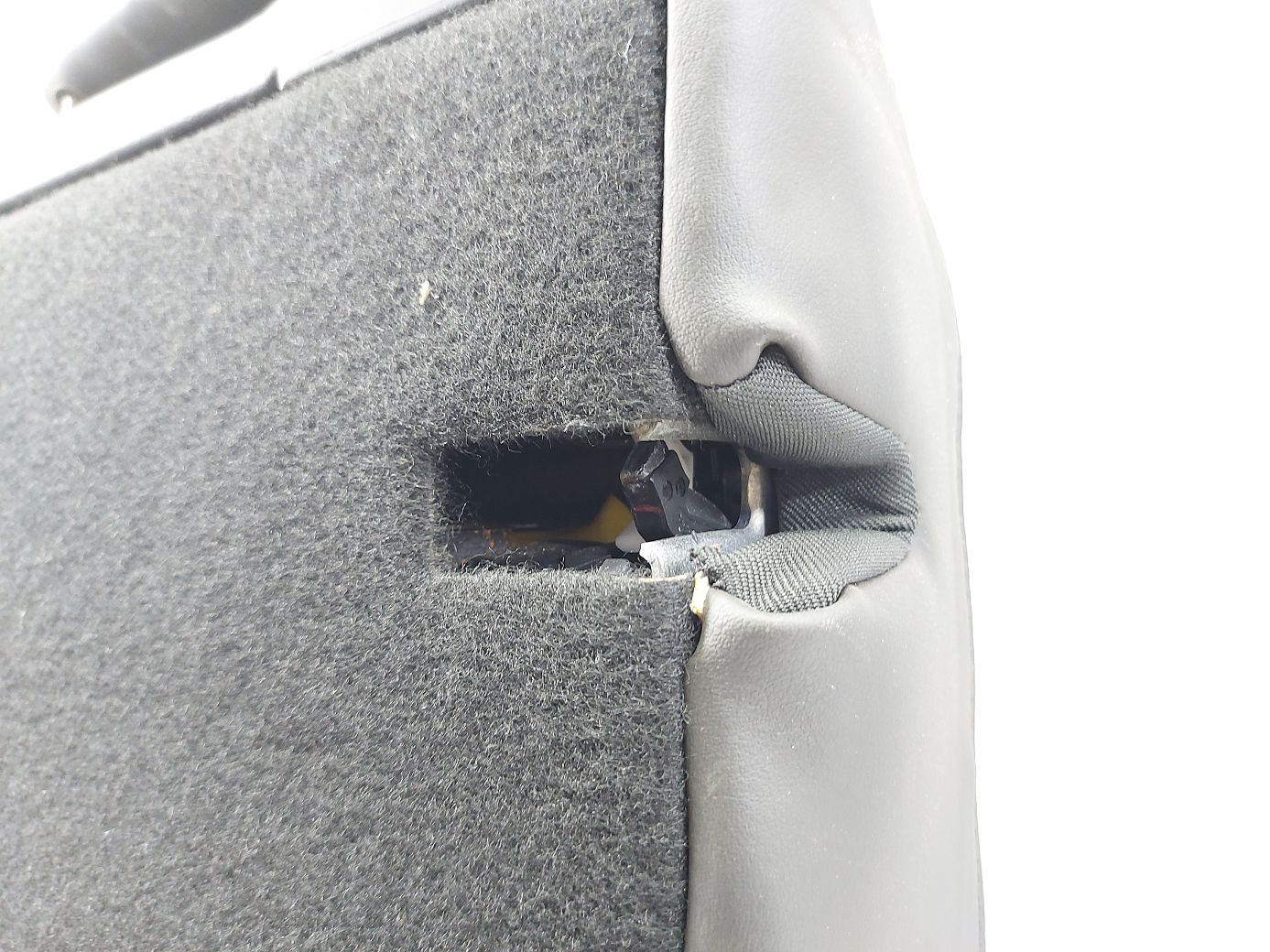 Regal Спинка заднього ряду сидінь права (чорна шкіра) Buick Regal 2012-2016 23191406 Buick Regal 6