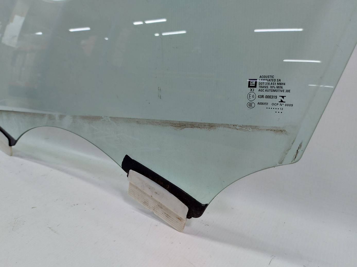 Ats Стекло двери передней левой Cadillac ATS 2013-2018 84554922 Cadillac ATS 2