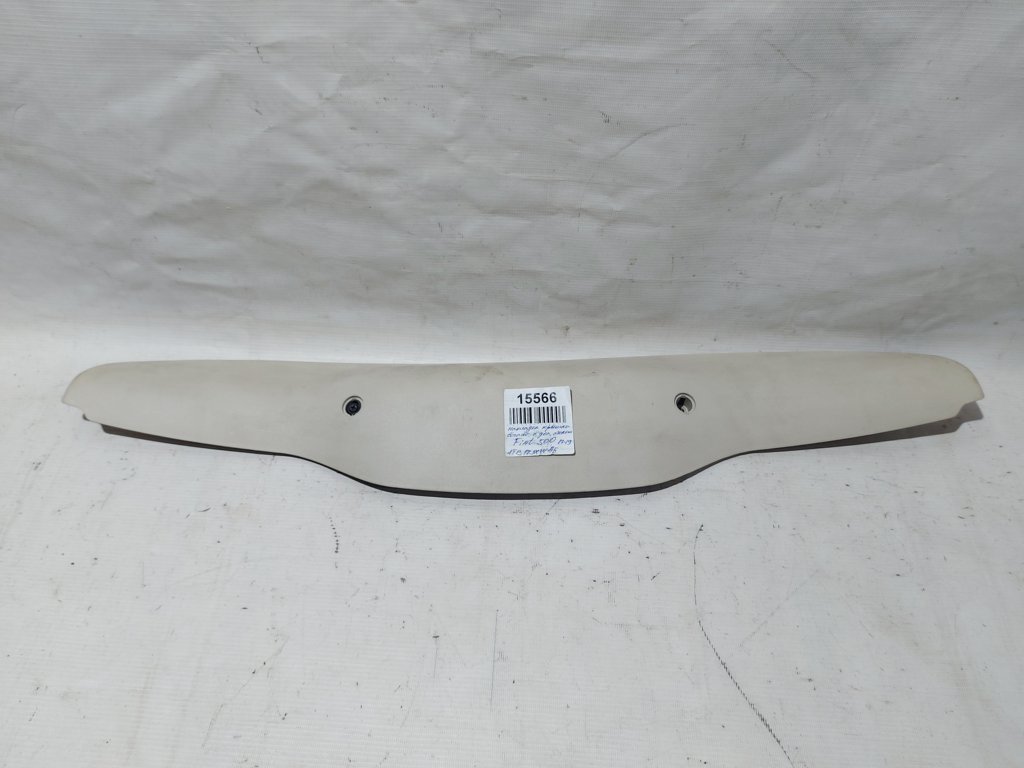 500. Накладка крышки багажника с дополнительным стопом Fiat 500 2012-2019 1TB17JXWAE Fiat 500