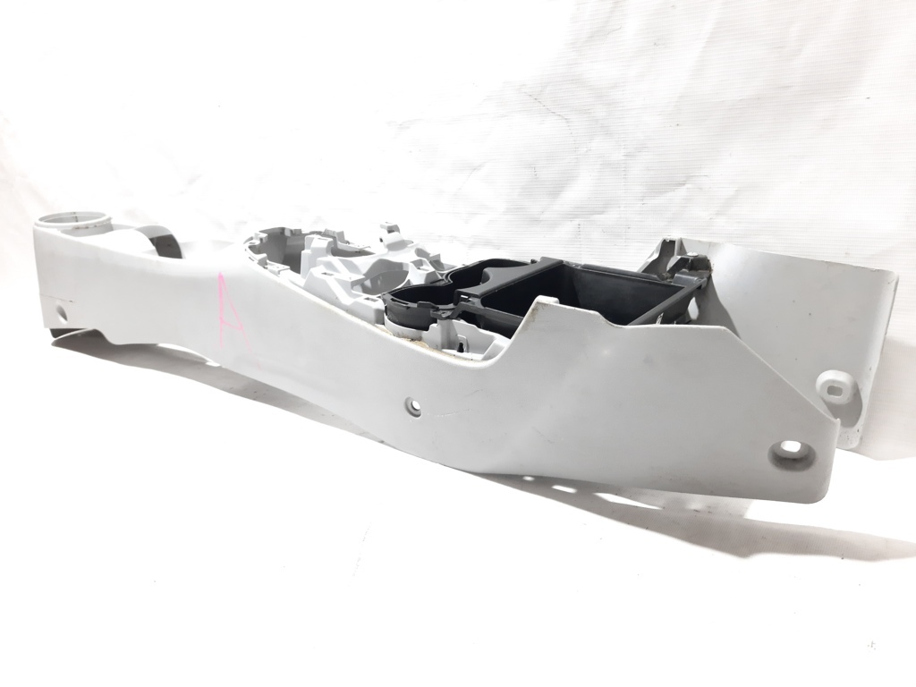 Cr-z Консоль центральна Honda CR-Z 2011-2012 83450SZTG01ZA Honda CR-Z 3