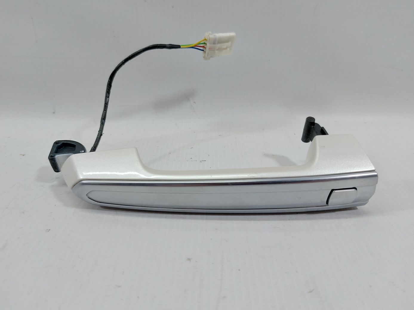 Ats. Ручка дверей передньої лівої зовнішня (сіра) Cadillac ATS 2013-2014 13592156 Cadillac ATS