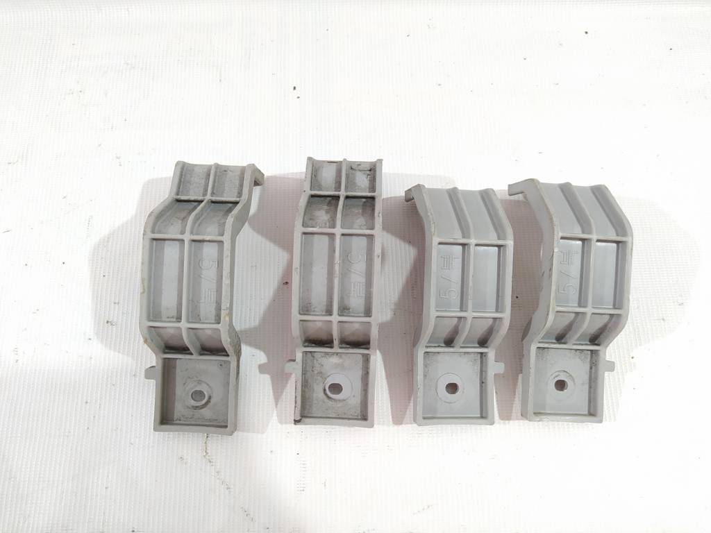 Accent Кріплення підсилювача бампера заднього ліве/праве Hyundai Accent 2012-2017 866351R210 Hyundai Accent 1