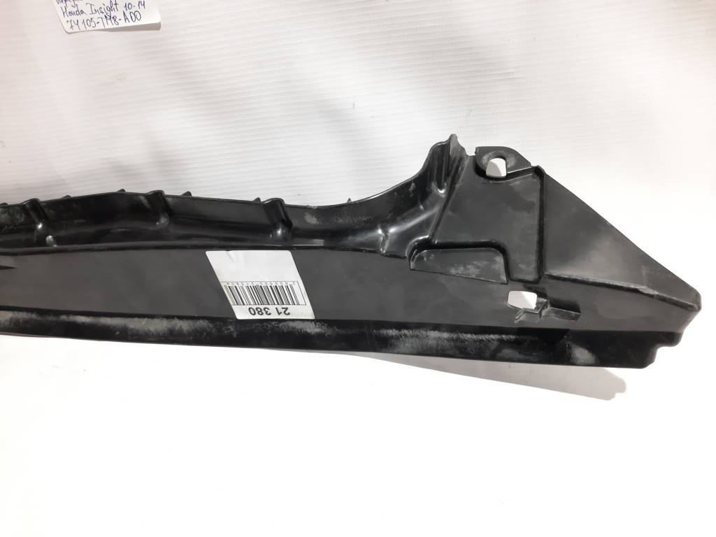 Insight Уплотнитель крыла переднего правого Honda Insight 2010-2014 74105TM8A00 Honda Insight 3