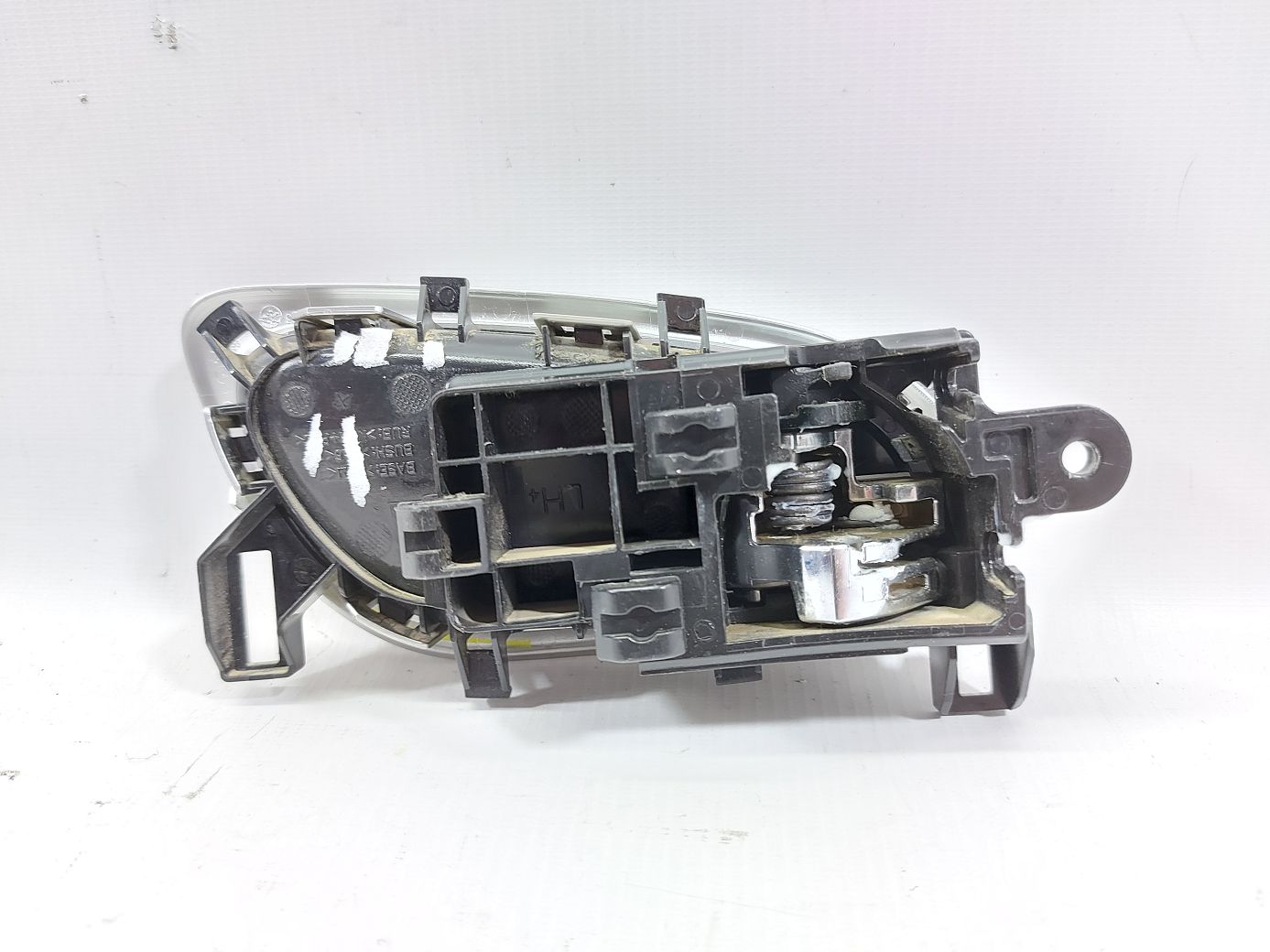 Sentra Ручка дверей задньої лівої внутрішня (хром) Nissan Sentra 2013-2017 806713SG0B Nissan Sentra 4 Sentra Ручка дверей задньої лівої внутрішня (хром) Nissan Sentra 2013-2017 806713SG0B Nissan Sentra 4