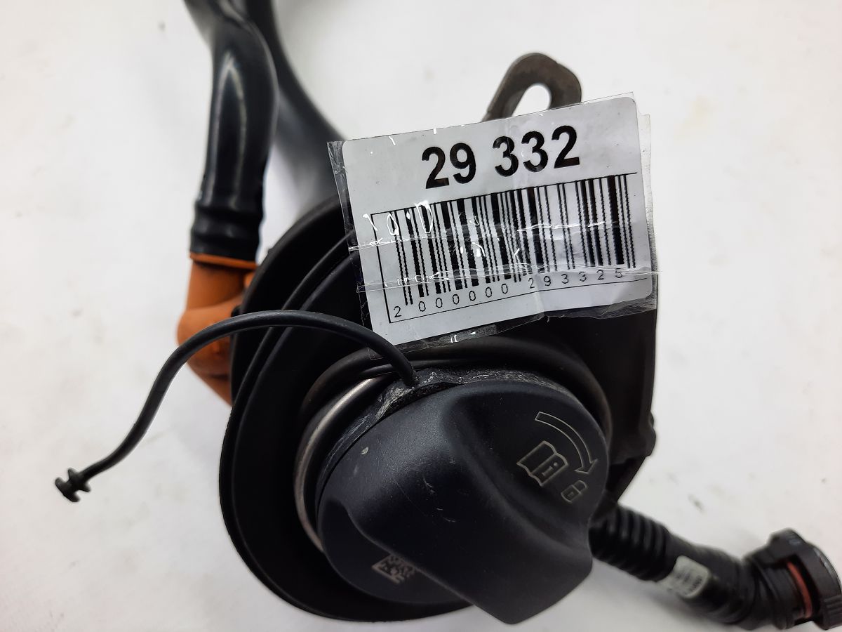 5 series Заливная горловина BMW 5 series 2011-2016 16117205704 BMW 5 series 8