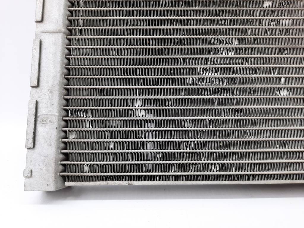 7 series Радіатор системи охолодження додатковий BMW 7 2009-2015 17117576827 BMW 7 11