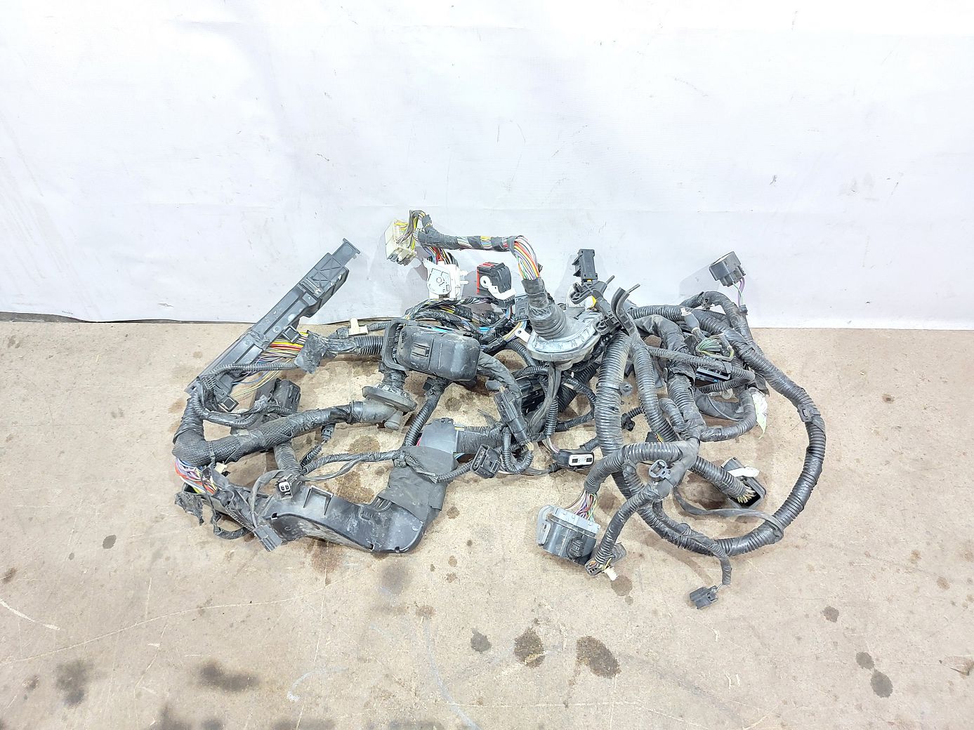 Fusion Проводка підкапотне Ford Fusion 2015 FG9T12A581 Ford Fusion 2