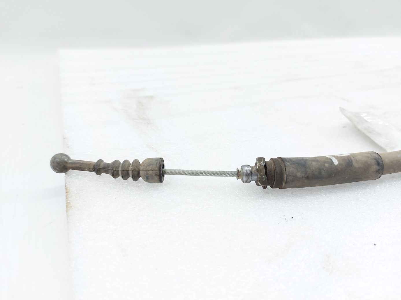 Regal Трос гальма стоянки лівий Buick Regal 2011-2017 23227766 Buick Regal 2