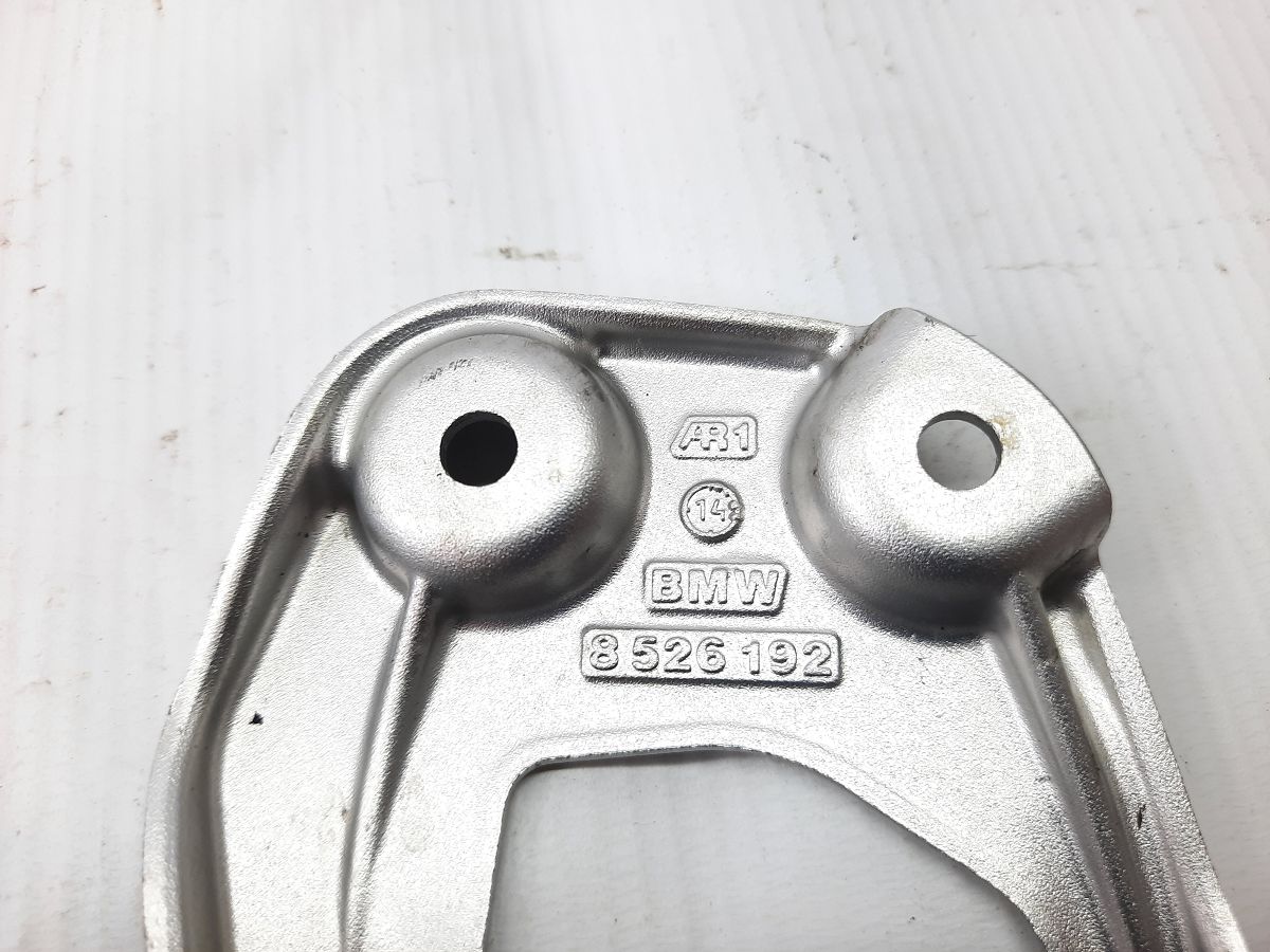 R 1200 П'ятковий щиток правий BMW R 1200 2014 46718526192 BMW R 1200 3