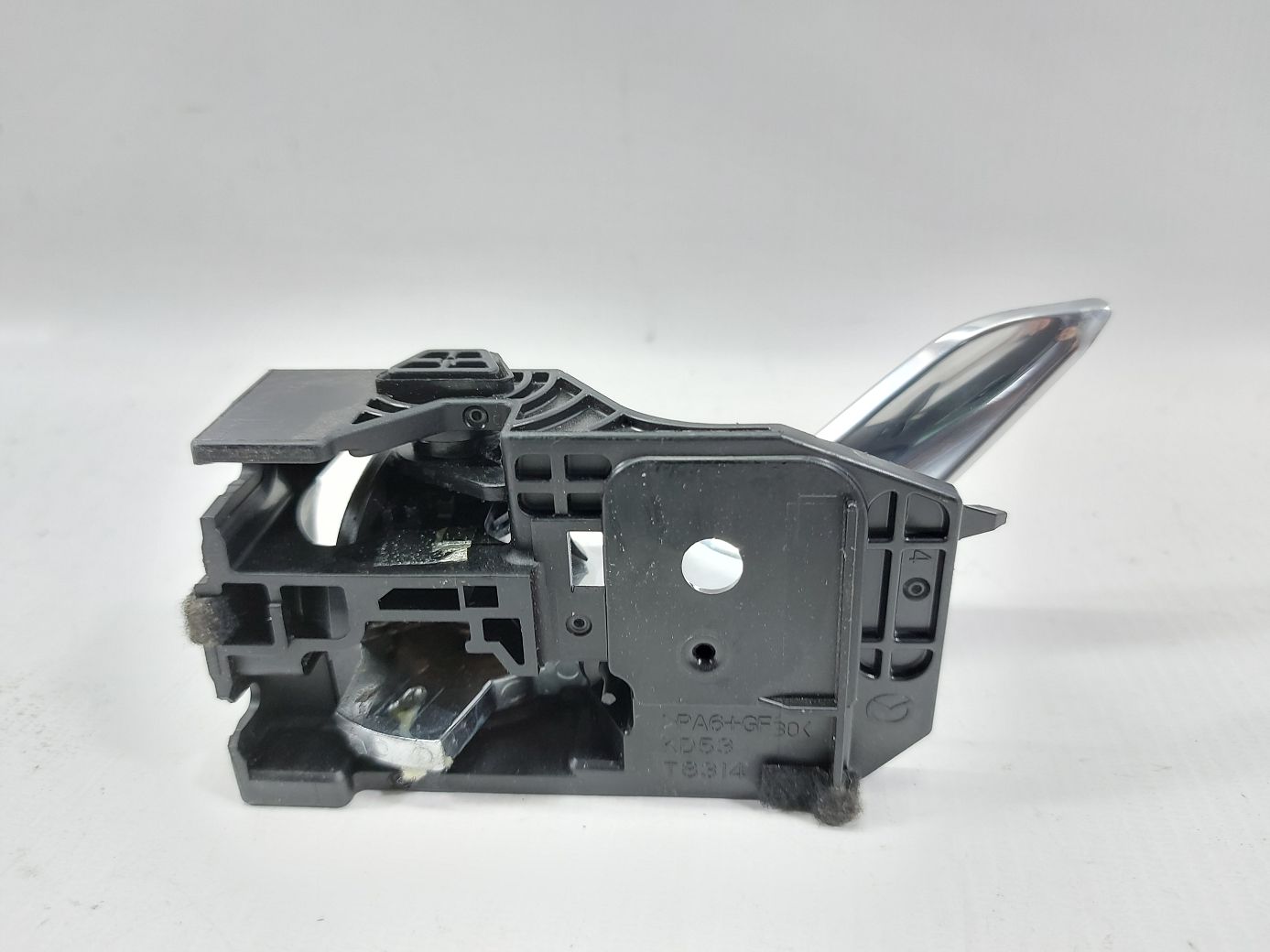 6 Ручка двери передней правой внутренняя (серая) Mazda 6 2014-2017 GHP958330B Mazda 6 4