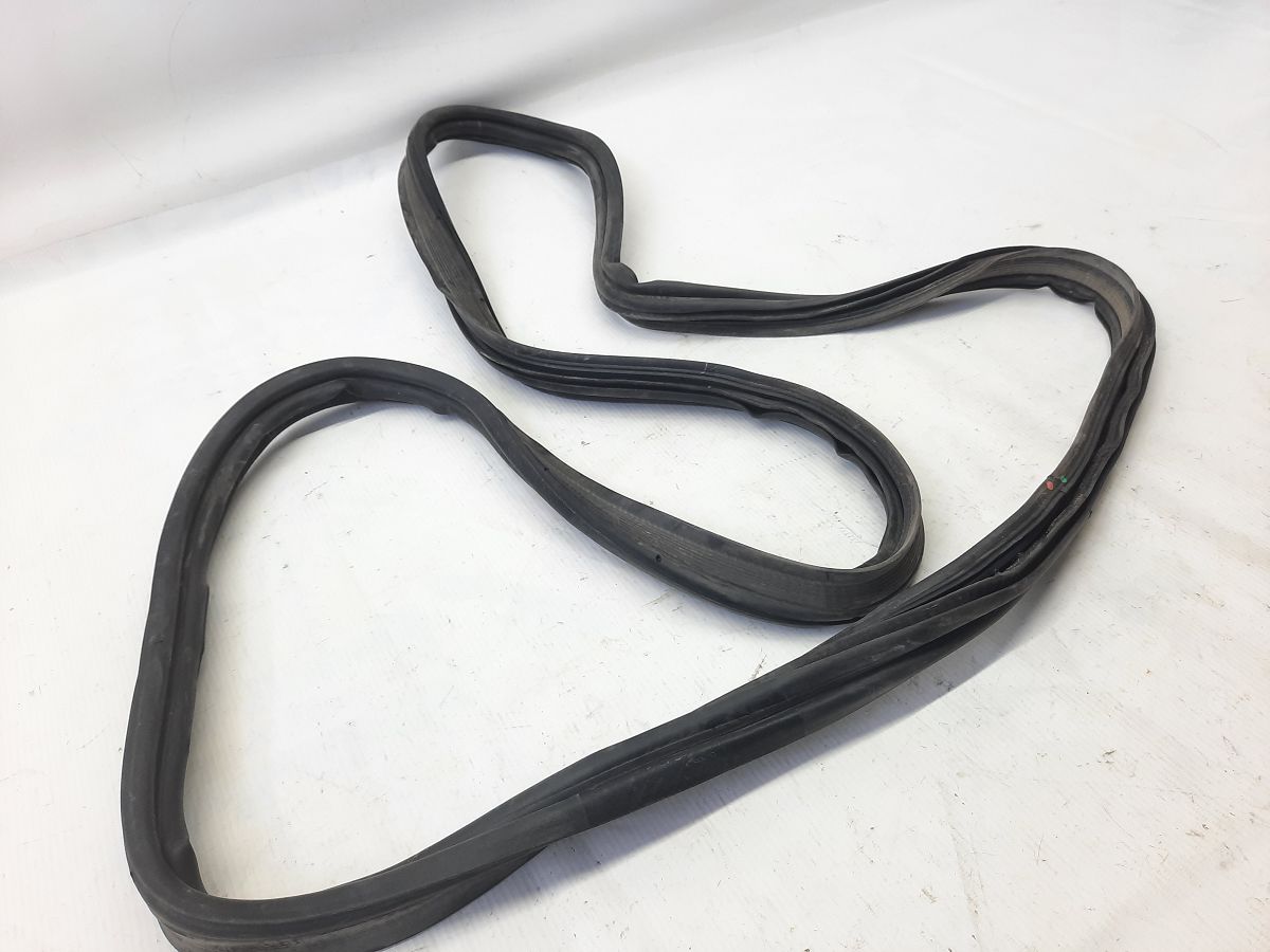 Dart Уплотнительная резинка багажного проёма Dodge Dart 2013-2019 68082813AI Dodge Dart 8 Dart Уплотнительная резинка багажного проёма Dodge Dart 2013-2019 68082813AI Dodge Dart 8