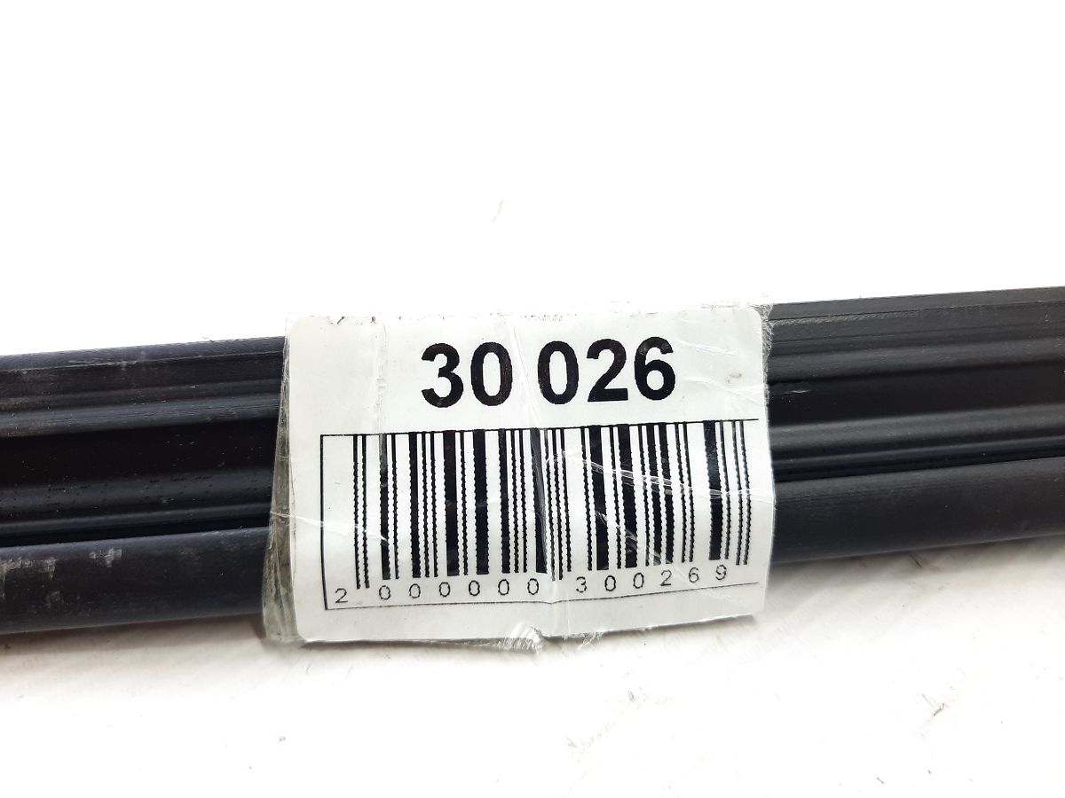 Passat s Ущільнювач скла внутрішні двері передньої правої нижній Volkswagen Passat S 2012-2020 561837480B5AP Volkswagen Passat S 9