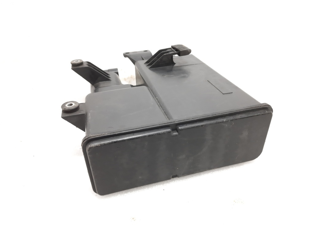 7 series Фильтр угольный BMW 7 2012 7185155 BMW 7 3