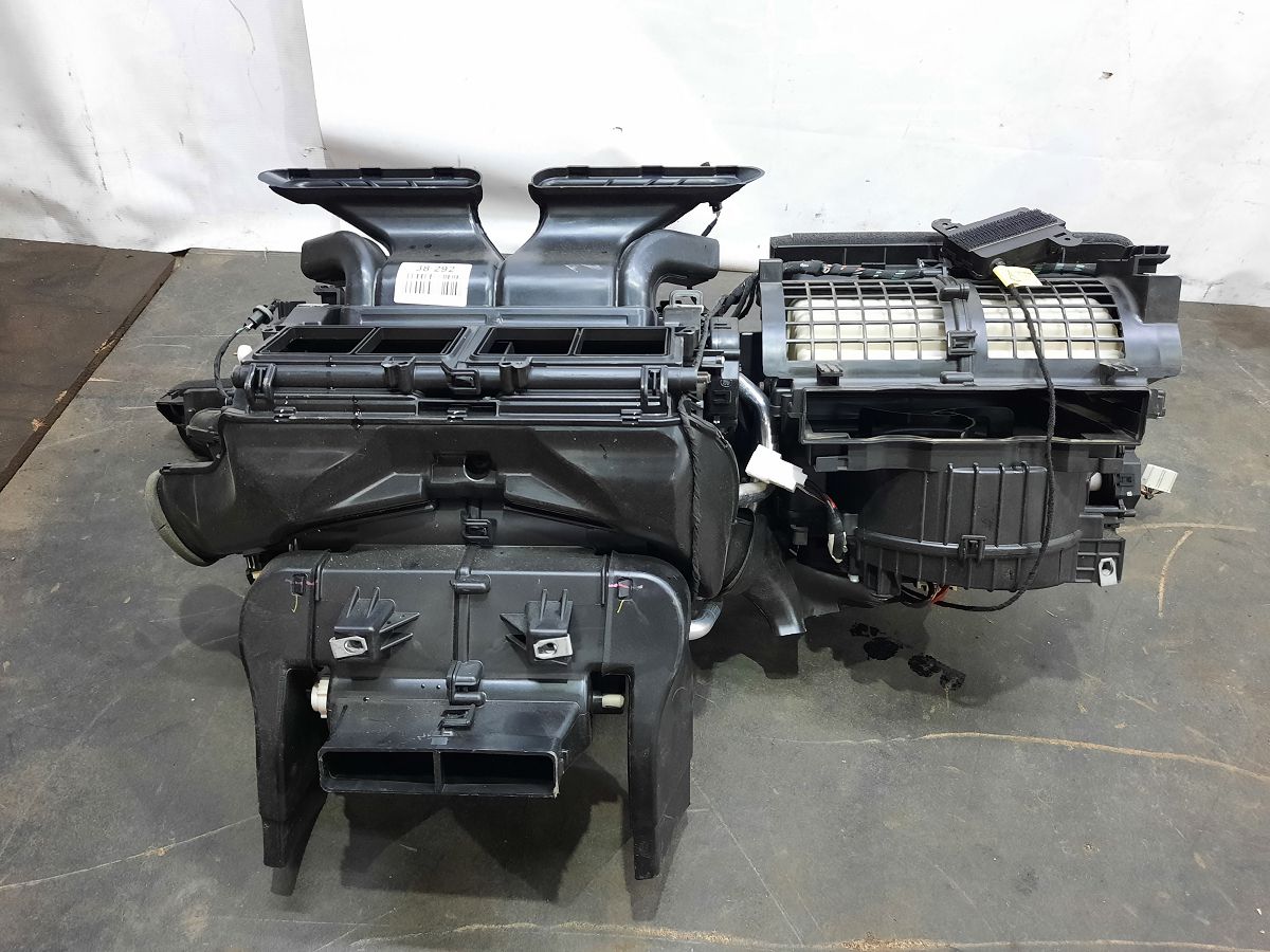 Ats Печка Cadillac ATS 2013-2019 22799389 Cadillac ATS 8