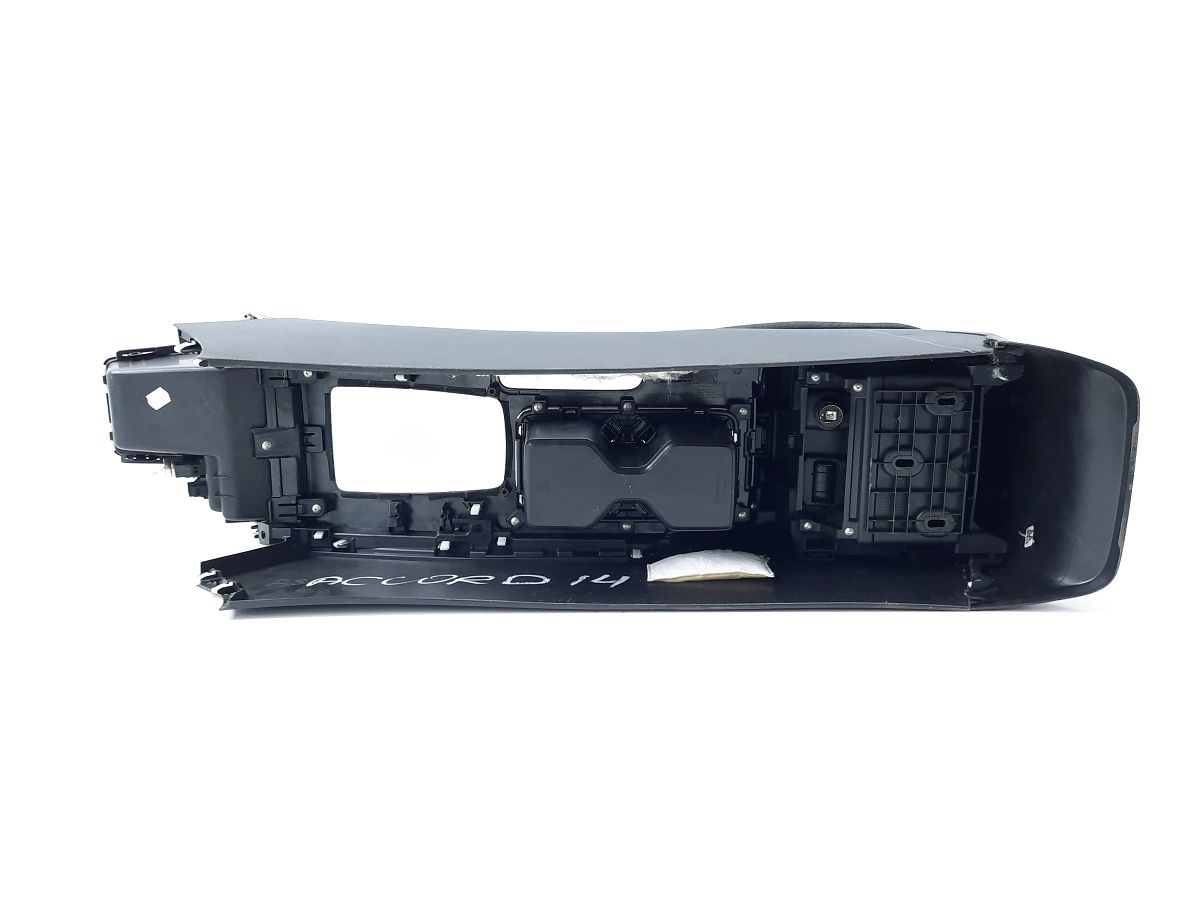 Accord Консоль центральна Honda Accord Sedan 2013-2017 83451T2FA01ZA Honda Accord Sedan 6