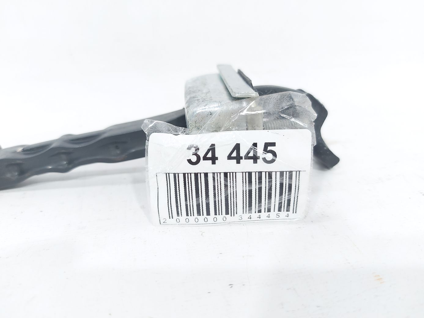 Focus Ограничитель двери передней правой Ford Focus 2012-2018 CP9Z5823500A Ford Focus 3