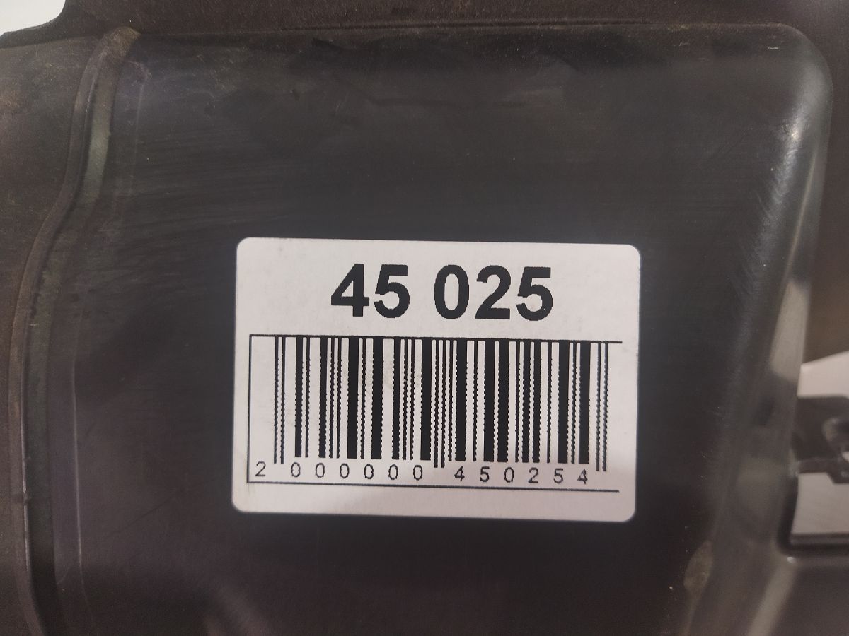 S60 Дефлектор радіатора лівий Volvo S60 2014-2018 31383122 Volvo S60 5 S60 Дефлектор радіатора лівий Volvo S60 2014-2018 31383122 Volvo S60 5