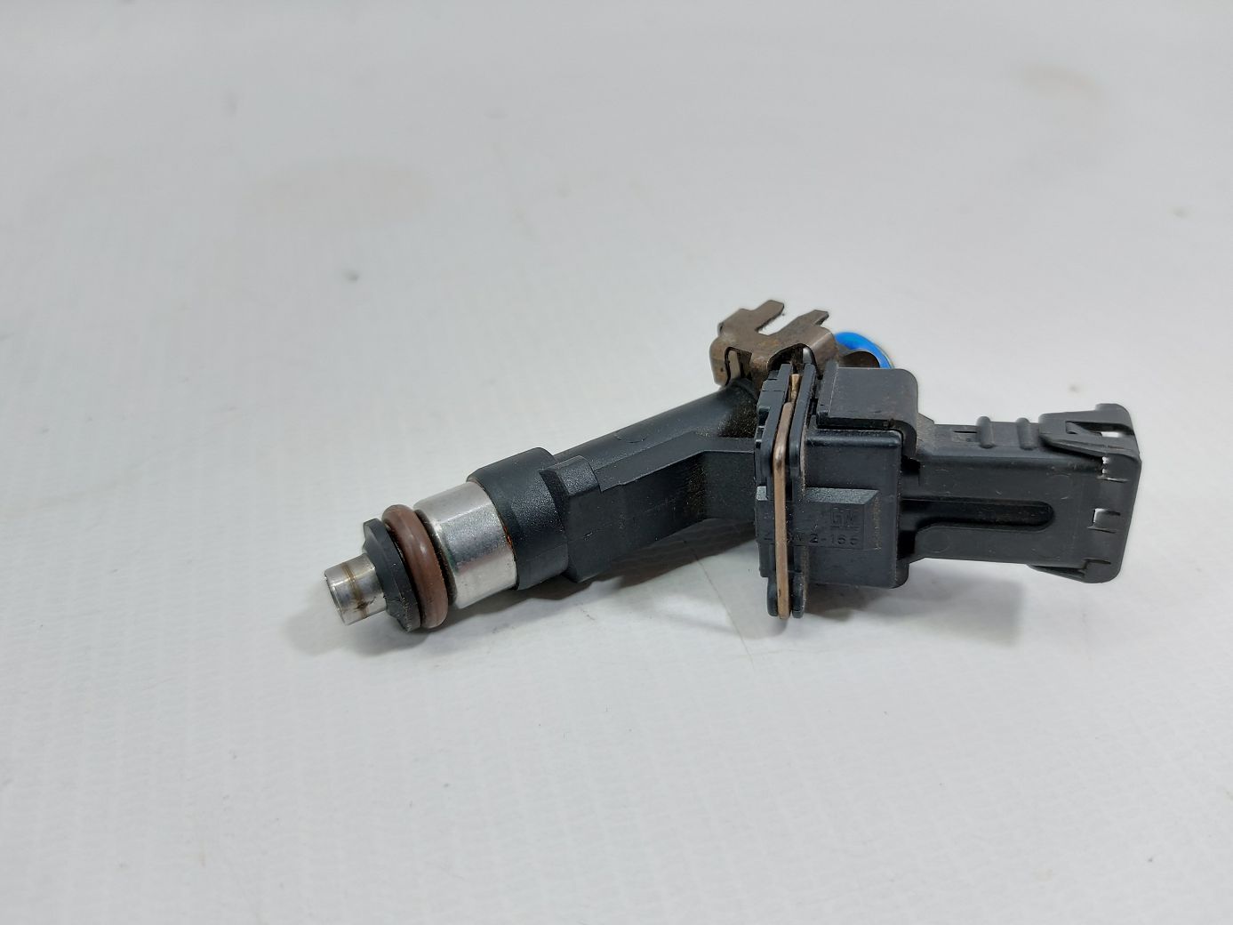 Trax Форсунка топливная Chevrolet Trax 2015-2021 55565970 Chevrolet Trax 2