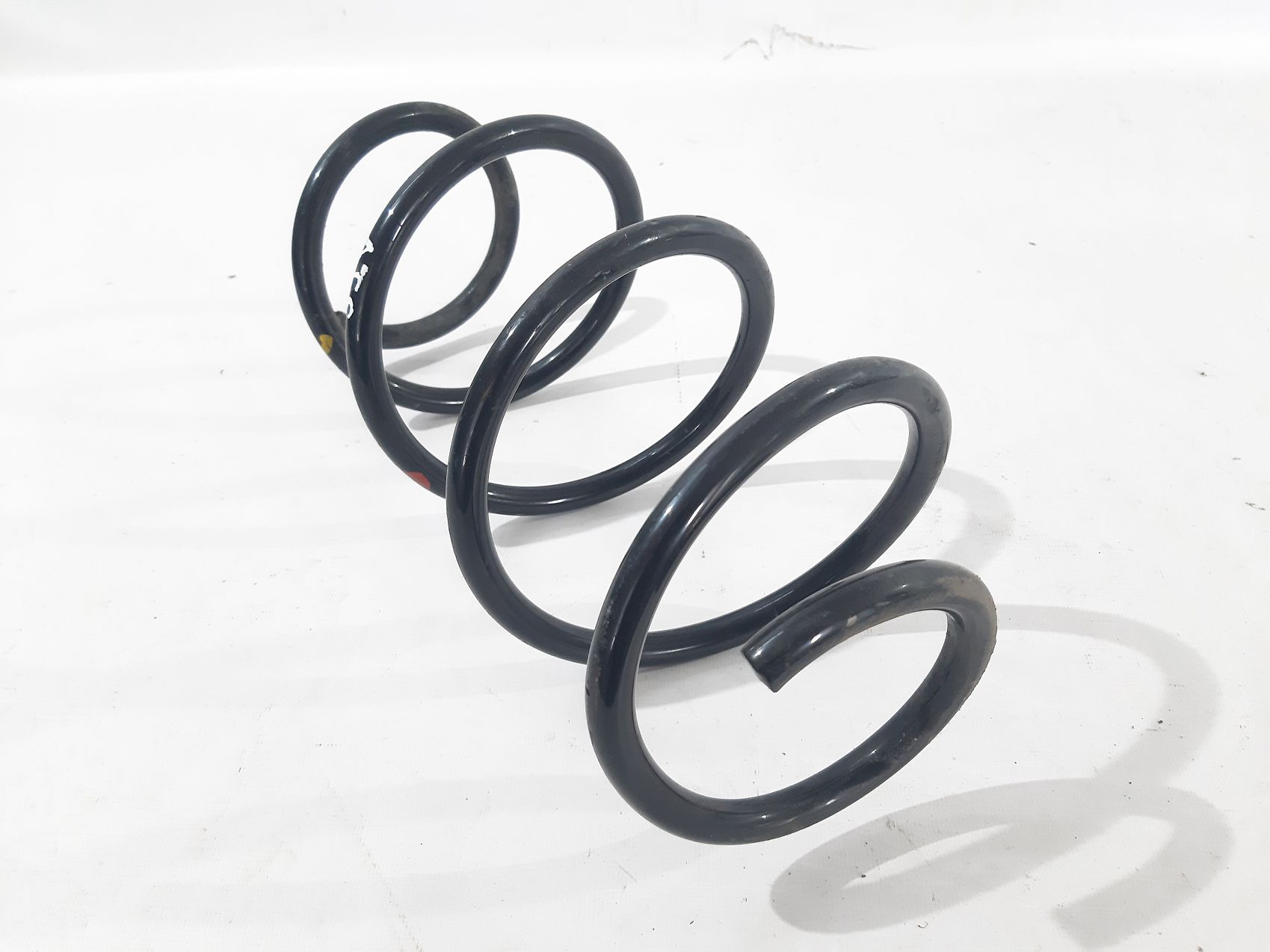 Ats Пружина передньої стійки амортизатора права Cadillac ATS 2013-2019 22863249 Cadillac ATS 2