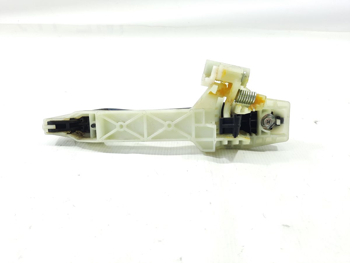 Cadenza Ручка дверей задньої правої (синя) зовнішня з хромом Kia CADENZA 2014-2016 836603R010B3U Kia CADENZA 3 Cadenza Ручка дверей задньої правої (синя) зовнішня з хромом Kia CADENZA 2014-2016 836603R010B3U Kia CADENZA 3