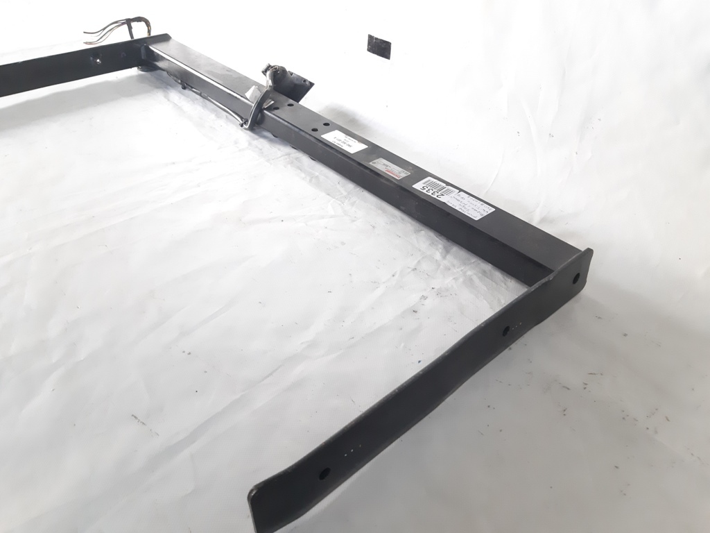 Tiguan Усилитель бампера заднего (фаркоп с розеткой) Volkswagen Tiguan 2009-2017 5N0803881A Volkswagen Tiguan 3 Tiguan Усилитель бампера заднего (фаркоп с розеткой) Volkswagen Tiguan 2009-2017 5N0803881A Volkswagen Tiguan 3