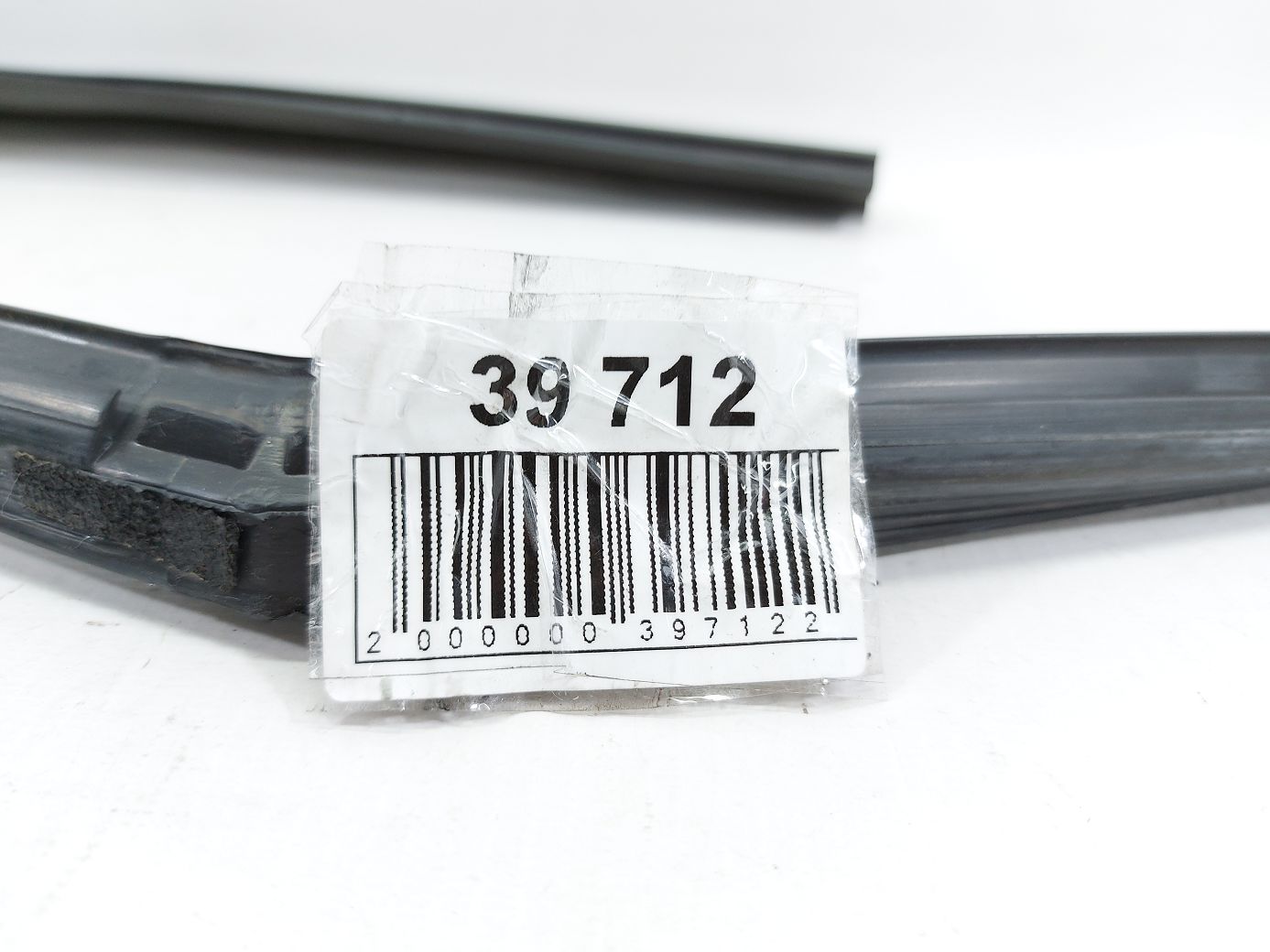 Veloster Направляющая резинка стекла двери передней правой Hyundai Veloster 2012-2017 825402V000 Hyundai Veloster 4