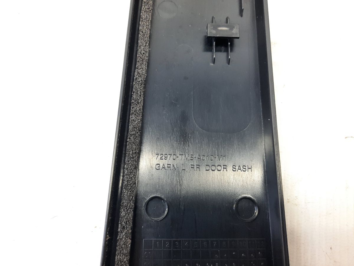 Insight Молдинг двери задней левой Honda Insight 2010-2014 72970TM8A01 Honda Insight 2