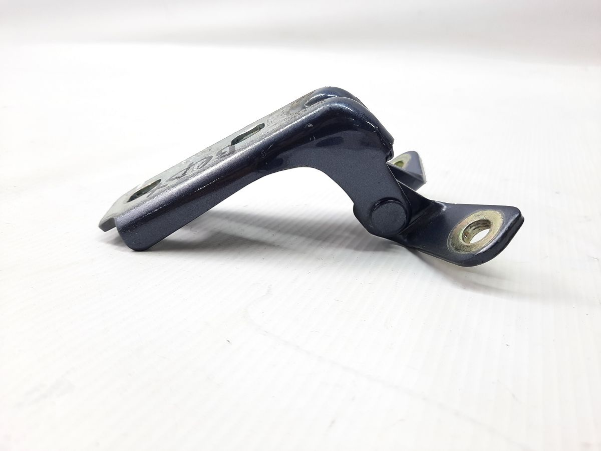 Cruze Петля двери передней правой верхняя Chevrolet Cruze 2005-2021 13501711 Chevrolet Cruze 4