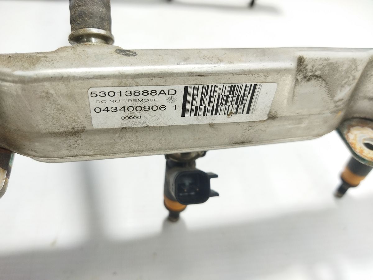 Charger Паливна рейка з форсунками Dodge Charger 2009-2023 53013888AC Dodge Charger 4