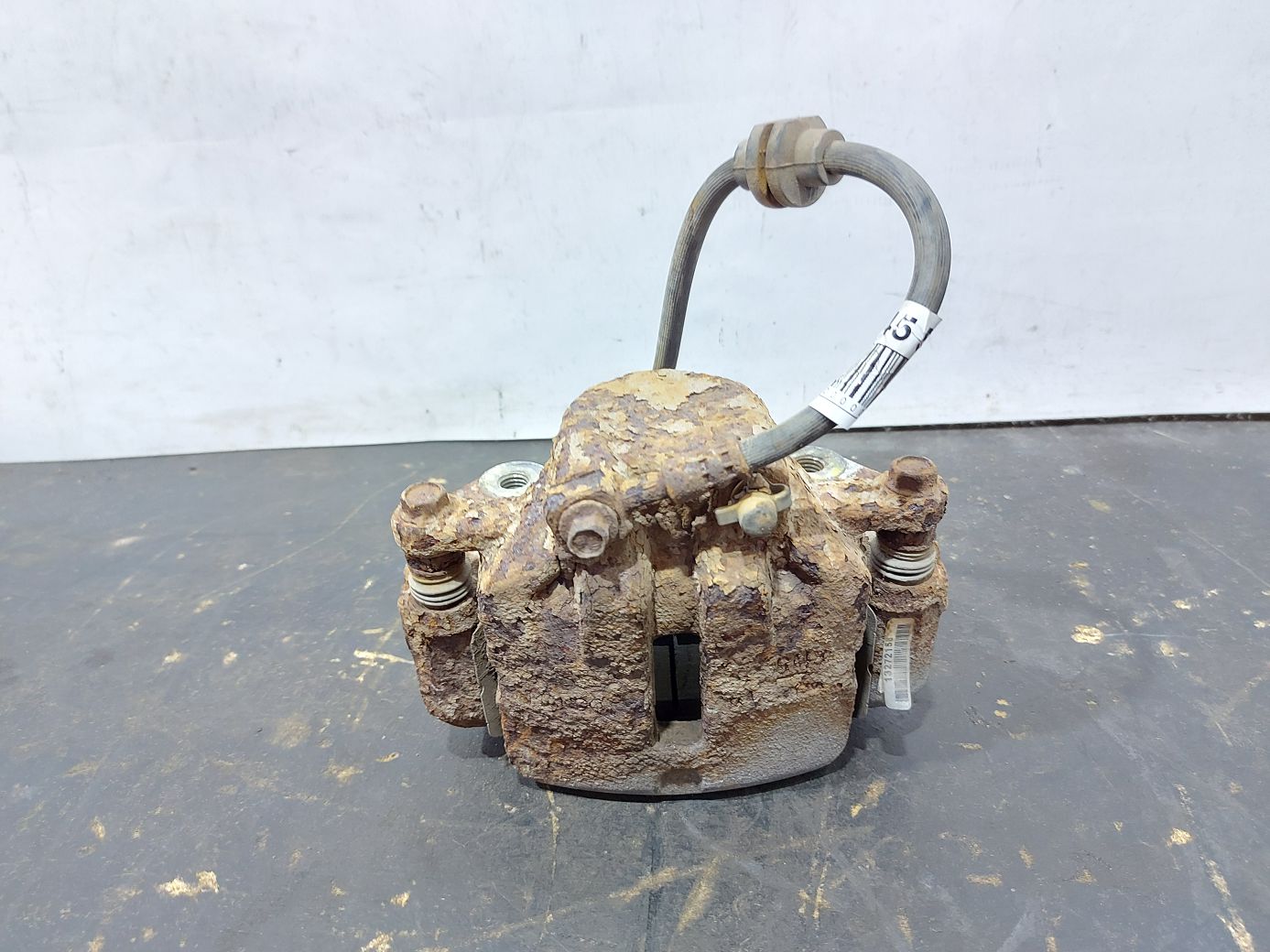 Malibu. Супорт гальмівний передній лівий Chevrolet Malibu 2013-2016 13279638 Chevrolet Malibu Malibu. Супорт гальмівний передній лівий Chevrolet Malibu 2013-2016 13279638 Chevrolet Malibu