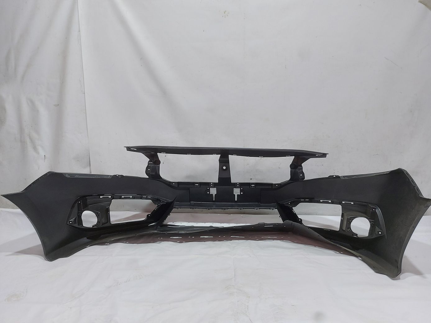 Передние бамперы Бампер передний Honda Civic 2016-2018 04711TBAA00ZZ Honda Civic 7