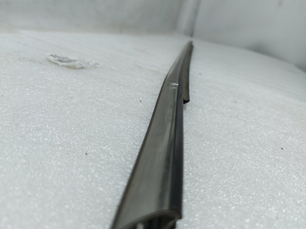 Cooper countryman Молдинг наружный (уплотнитель стекла) двери передней правой Mini Cooper Countryman 2011-2016 51339810468 Mini Cooper Countryman 2