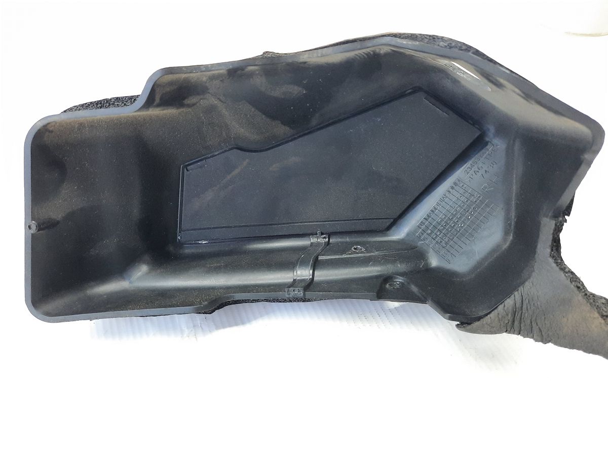 Ats Повітропровід кузова передній правий Cadillac ATS 2016 23493740 Cadillac ATS 4