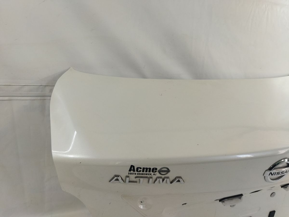 Altima Кришка багажника (вм'ятина) Nissan Altima 2013-2015 843003TA0A Nissan Altima 4