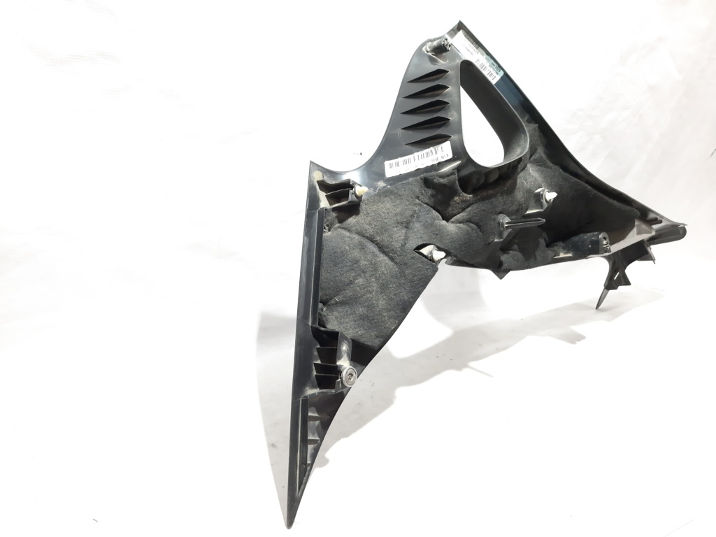 Dart Накладка стійки задньої права Dodge Dart 2013-2019 1SW46DX9AF Dodge Dart 27