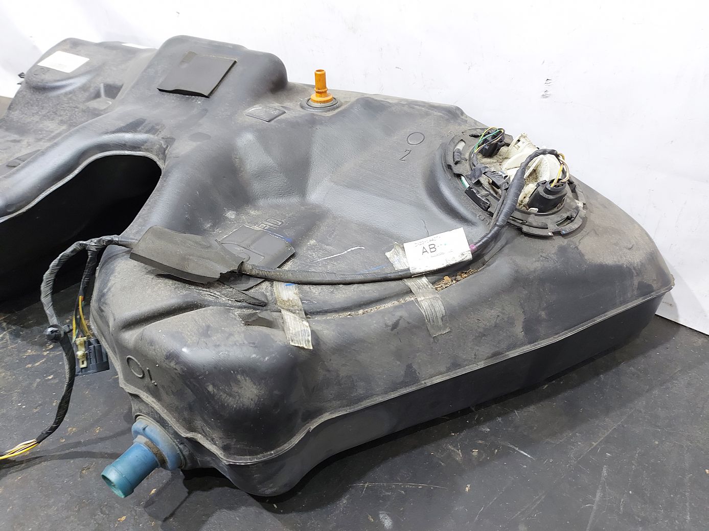 Xf Бензобак Jaguar XF 2013-2015 C2Z29266 Jaguar XF 2