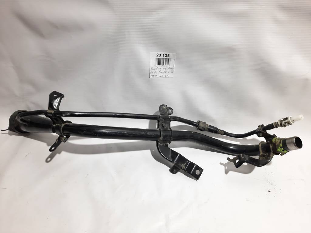 Insight Заливна горловина Honda Insight 2011-2014 17649-TM8-L10 Honda Insight 6
