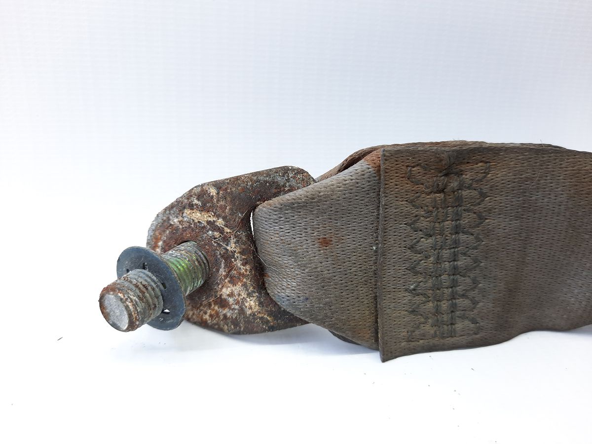 Insight Замок ременя безпеки заднього ряду сидінь лев/прав Honda Insight 2010-2014 04823TM8A00ZB Honda Insight 15